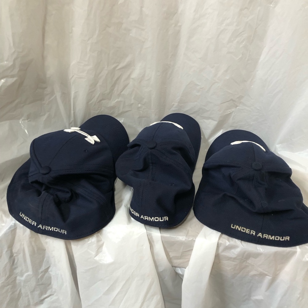 Under Armour Men’s ' Navy Caps. Set of 3 - Picture 2 of 8